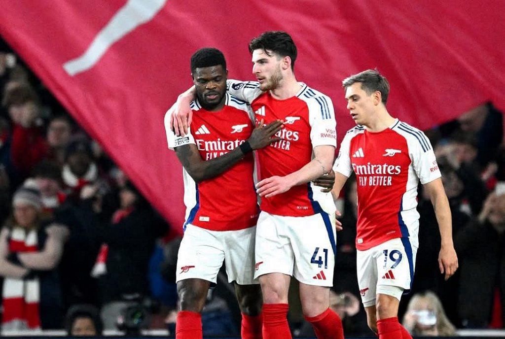 Arsenal hoàn thiện đội hình với 118 triệu Bảng Nỗ lực hoàn thiện đội hình của Arsenal