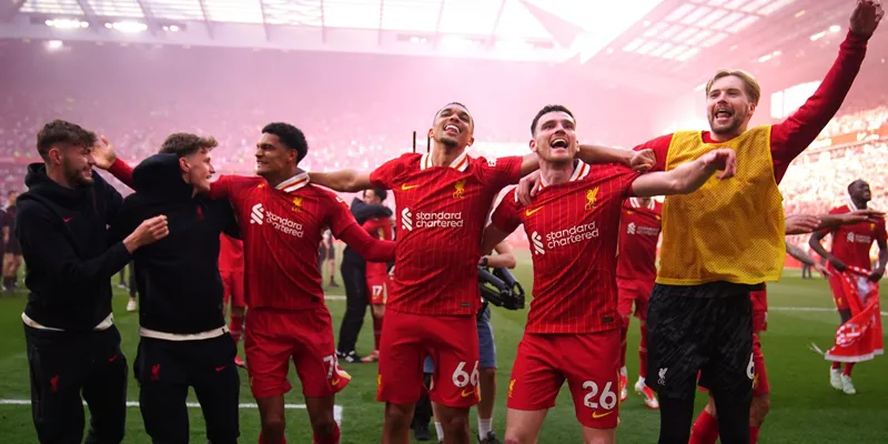 Gary Neville thừa nhận Liverpool đã vượt qua Man United liverpool-gianh-chuc-vo-dich-nha-mua-2024-2025