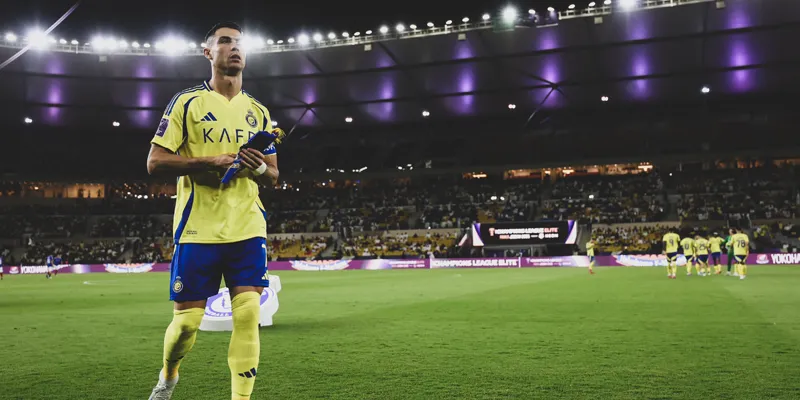 Giúp Al Nassr chiến thắng, Ronaldo tái hiện màn ăn mừng lịch sử ronaldo-van-giu-duoc-phong-do-cao-du-da-o-tuoi-40