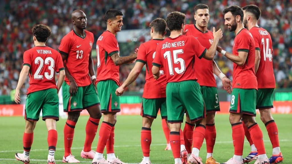 Soi Kèo Bồ Đào Nha Vs Ireland 1h45 12/10 - Bảng F Vòng Loại World Cup 2026 Joao Neves và Cancelo sẽ ngồi ngoài ở trận cầu tới